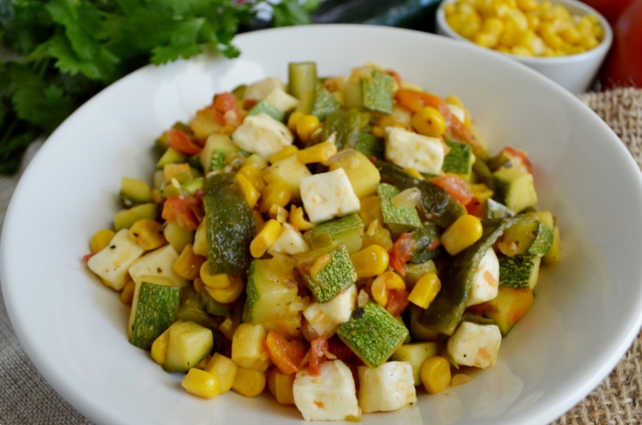 calabacitas con elote y queso