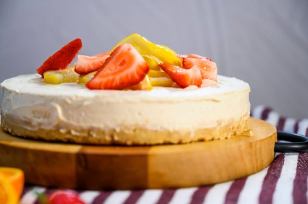 Cheesecake helado de chocolate blanco con base de galletas Lilí