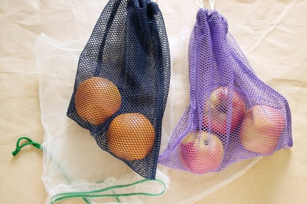 2 ideas de reutilizar las bolsas de malla de tus frutas y verduras