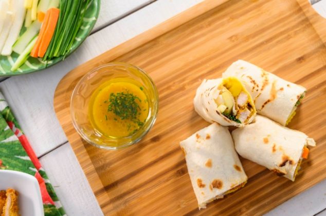 Wrap de pollo empanizado con mango, cena fácil y deliciosa