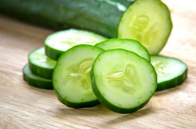 5 asombrosos beneficios del pepino en la piel que no conocías