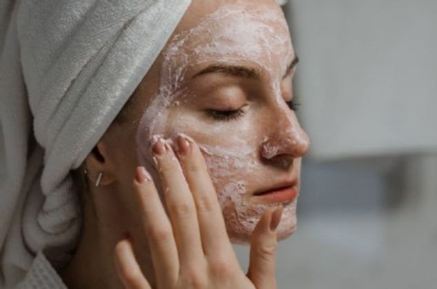 Cómo hacer mascarilla para eliminar vello de la cara y de los brazos