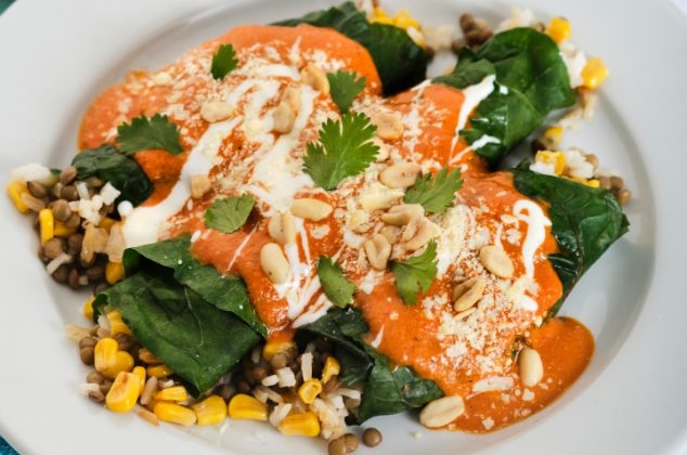 Enchiladas vegetarianas con hojas de acelgas, receta saludable y deliciosa
