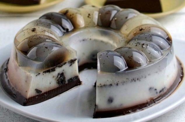 Prepara esta deliciosa gelatina de galletas oreo, receta fácil y deliciosa