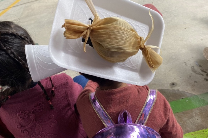 Y por último. el mejor peinado loco de tamal. 