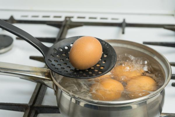 agua de cocer huevos