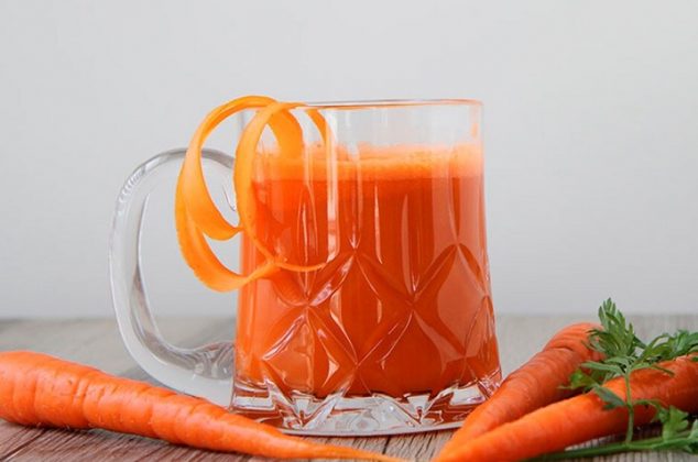 Cómo preparar una refrescante agua de zanahoria y melón