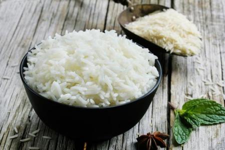 arroz para dolor de estómago