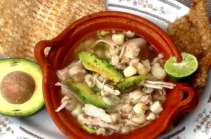 pozole estilo guerrero