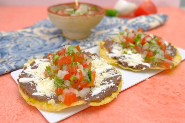 Pico de gallo, receta tradicional de salsa mexicana para enriquecer platillos