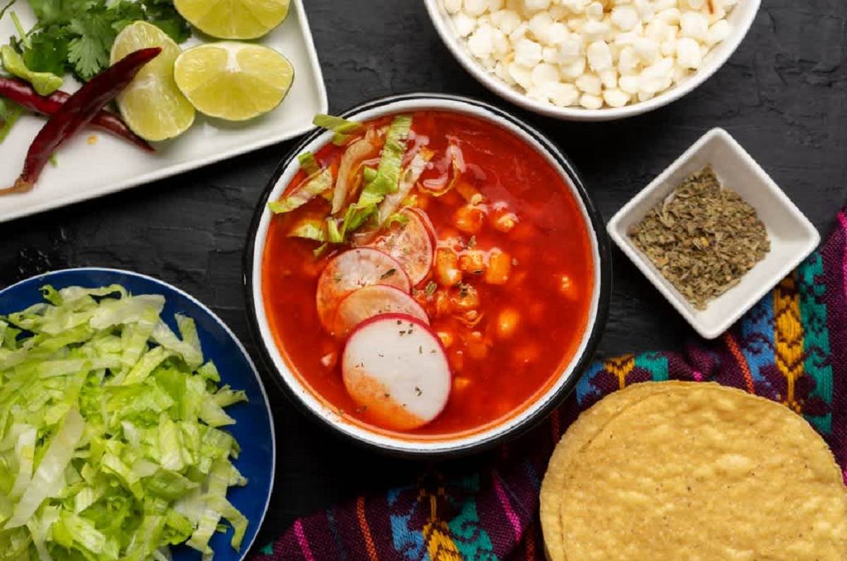 Receta pozole con chile ancho en 6 pasos