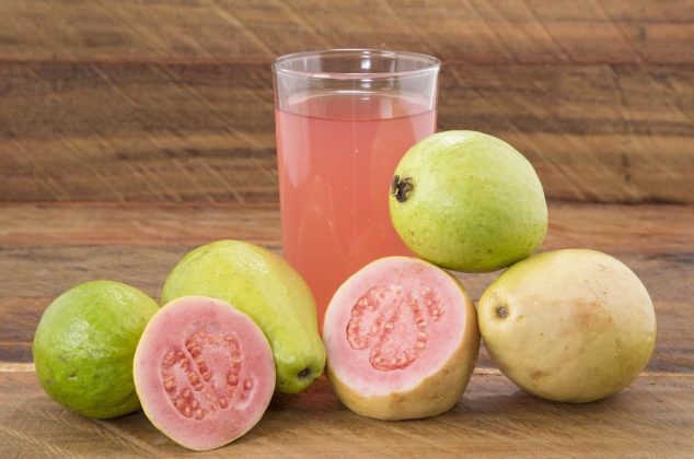 Cómo preparar una deliciosa agua de guayaba + beneficios