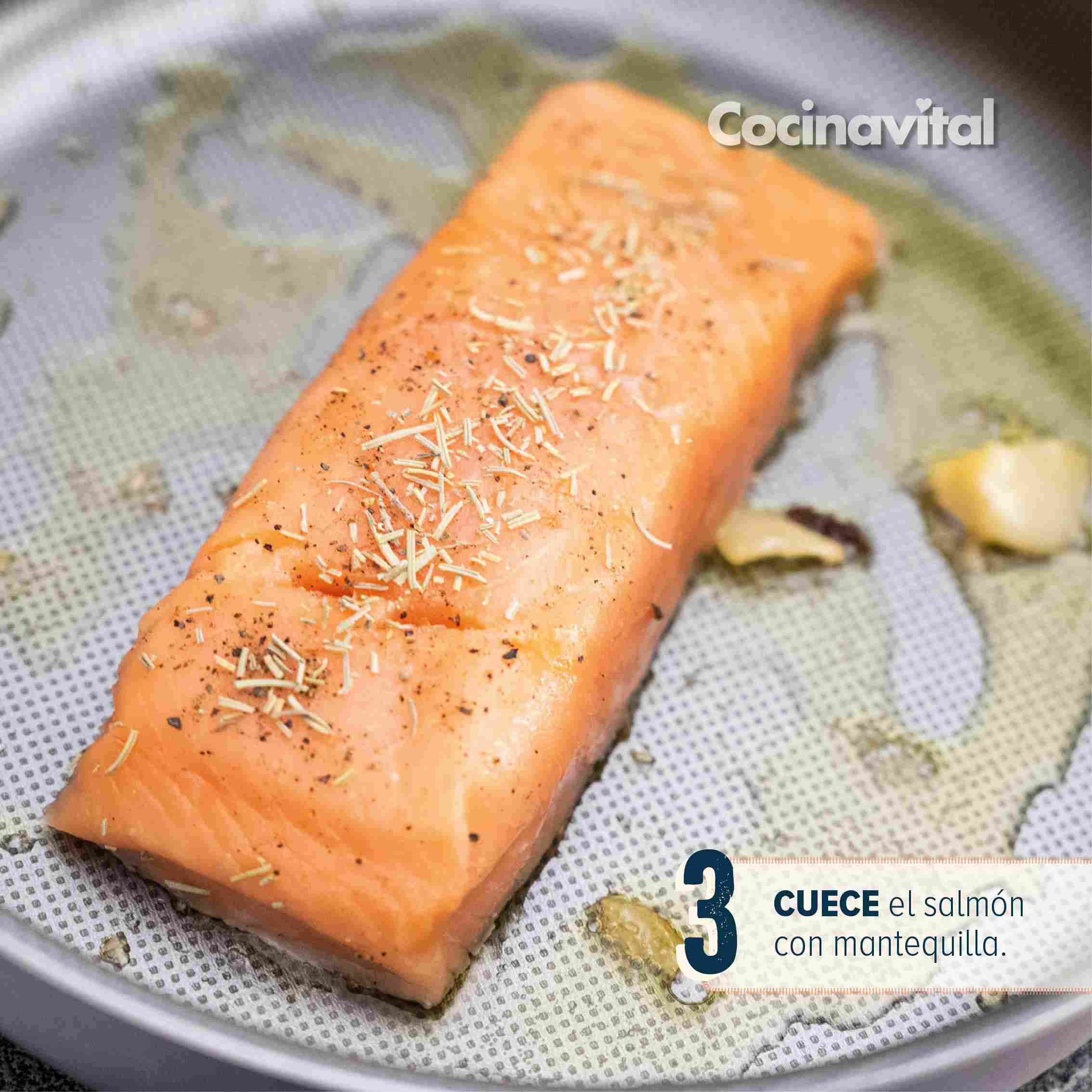 Cuece el salmón