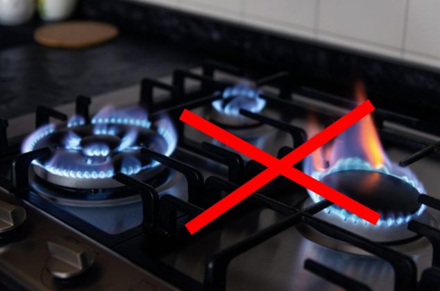 Por qué no debes cocinar con los quemadores delanteros de la estufa