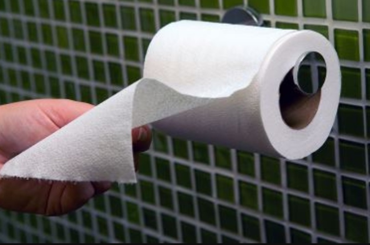 papel higiénico para limpiarte la nariz