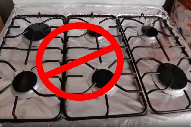 Los 4 riesgos de usar papel aluminio para cubrir la estufa