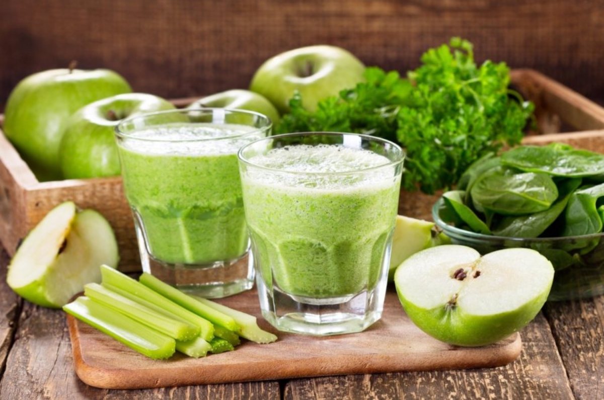 Beneficios del jugo de apio