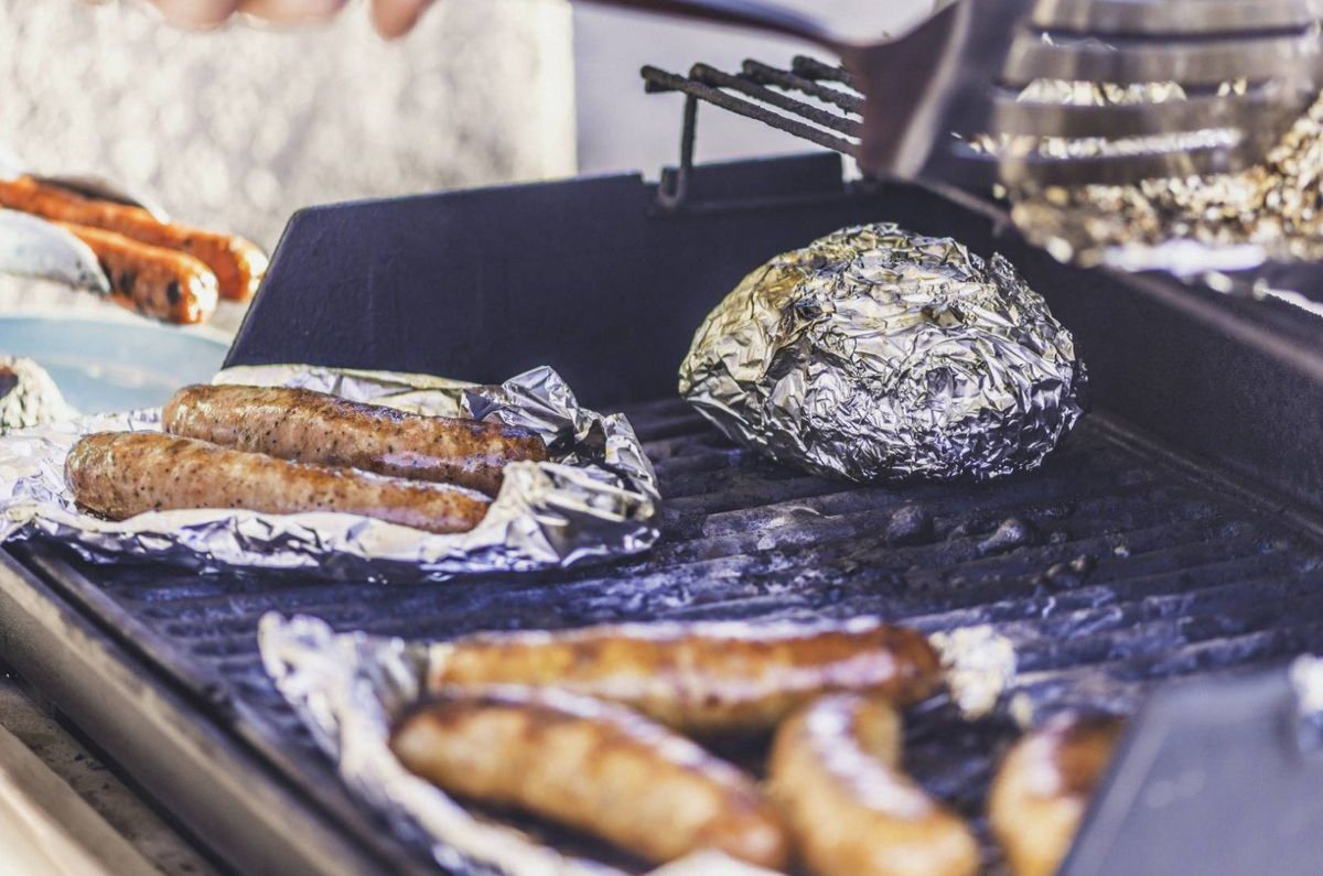 Cómo utilizar el papel aluminio correctamente en tu cocina y por qué este  no es recomendable para envolver la comida