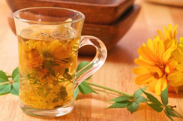 Cómo preparar una bebida refrescante con flor de cempasúchil
