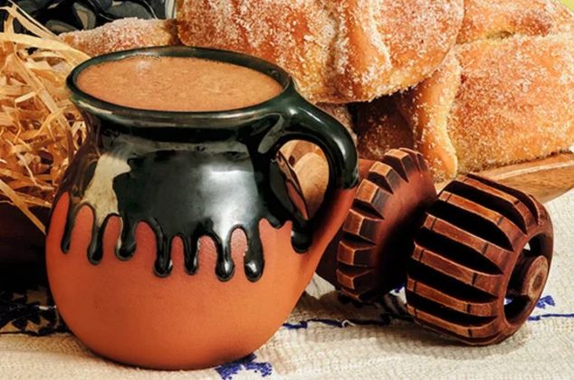 Cómo hacer atole de pan de muerto ¡En menos de 15 minutos!