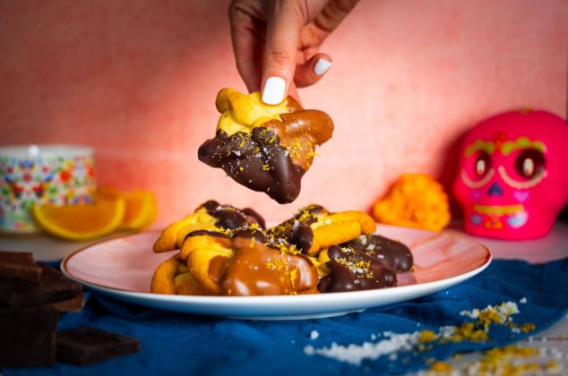 Galletas de pan de muerto, ¡muy fáciles de hacer y deliciosas!