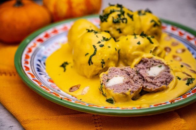 Albóndigas en salsa cremosa de calabaza, ¡receta fácil y deliciosa!