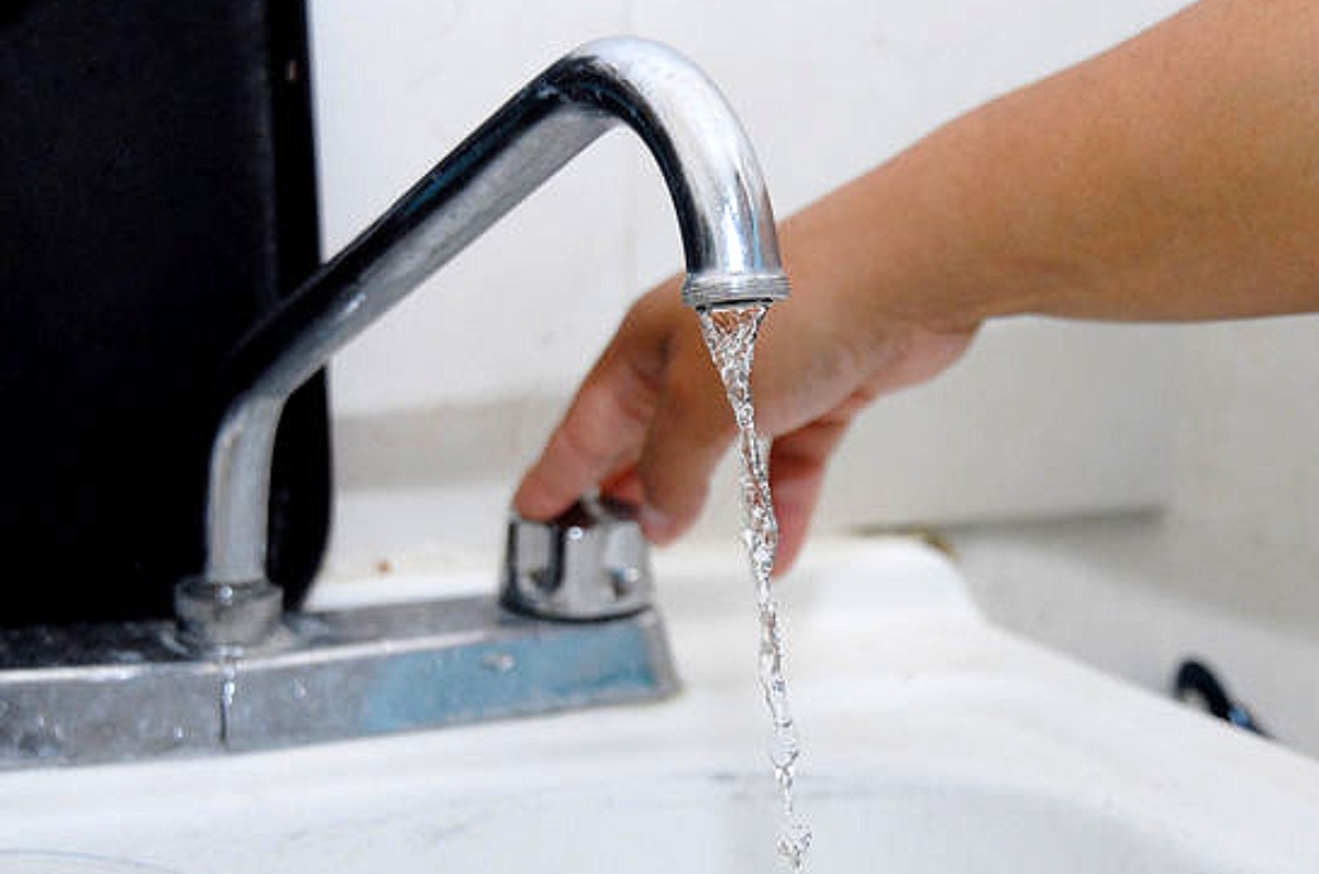 como aumentar presion del agua en casa