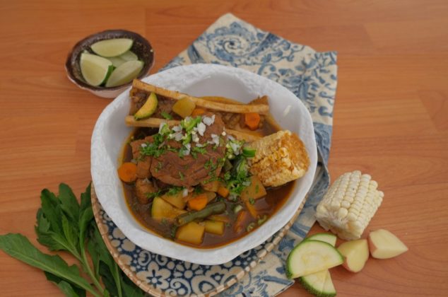 Receta de mole de olla con tuétanos, ¡en 8 sencillos pasos!