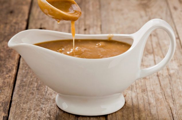 Cómo hacer la famosa salsa gravy con esta sencilla receta