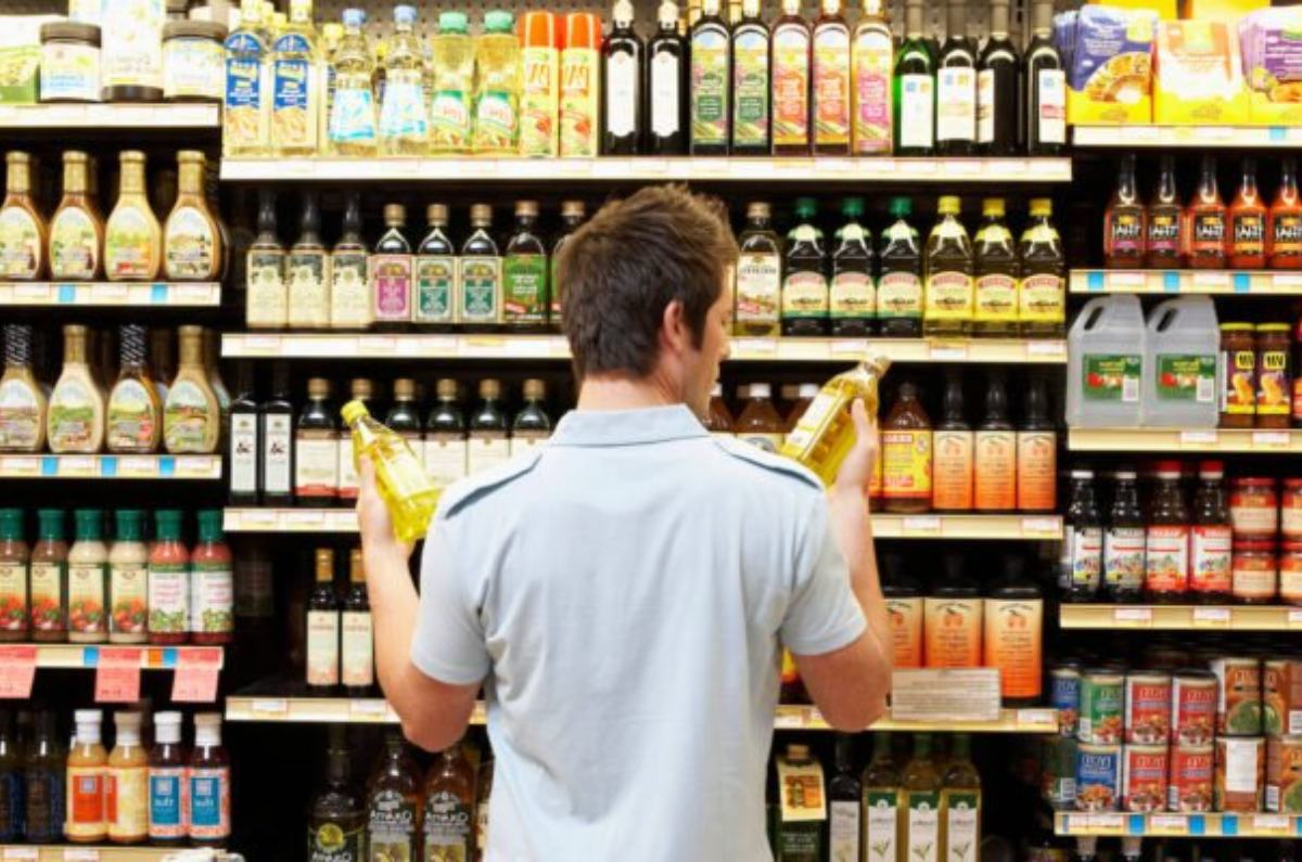 3. Productos llamativos al lado de las cajas