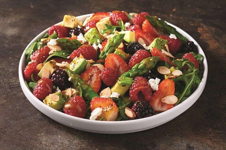 ENSALADA DE FRUTOS ROJOS Y ESPÁRRAGOS