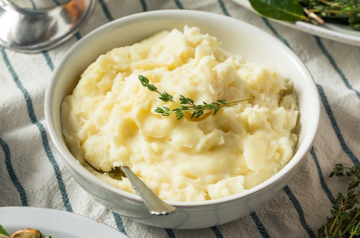 El ingrediente secreto para un puré de papa suave y cremoso