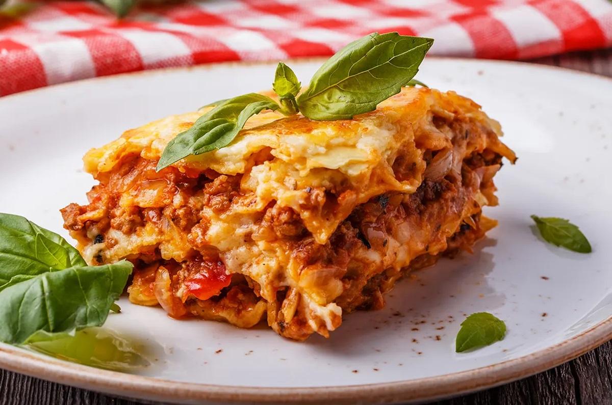 Lasaña con carne molida y queso