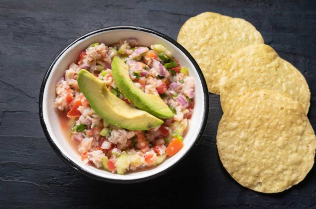 Delicioso Salpicón de Pescado, receta tradicional y fácil