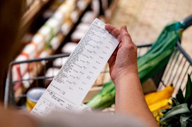 Los supermercados más baratos y caros para comprar la canasta básica