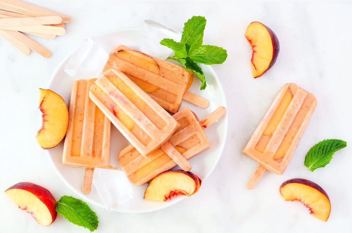Paletas de durazno y menta