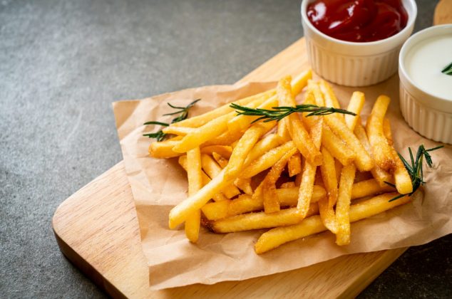 Truco con vinagre para hacer papas fritas crujientes y deliciosas