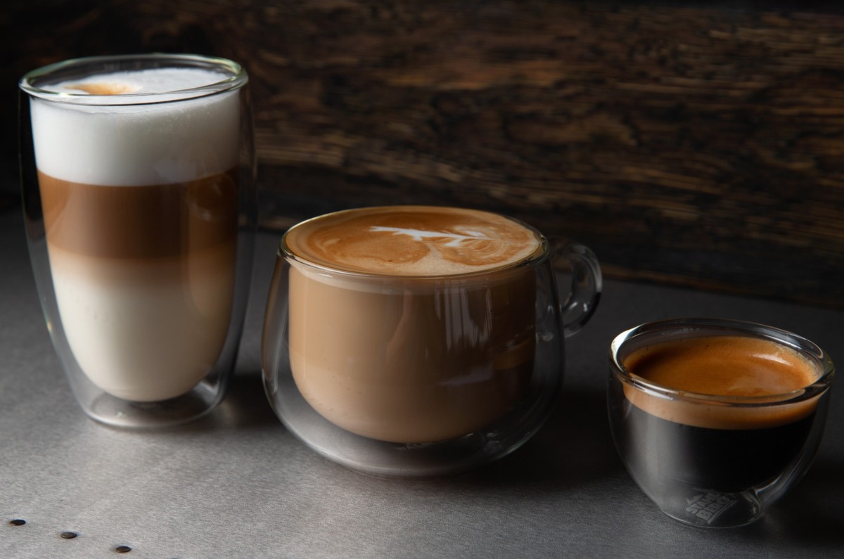 El secreto de la bebida flat white perfecta, se encuentra en el equilibrio entre los sabores de la leche y el café. 