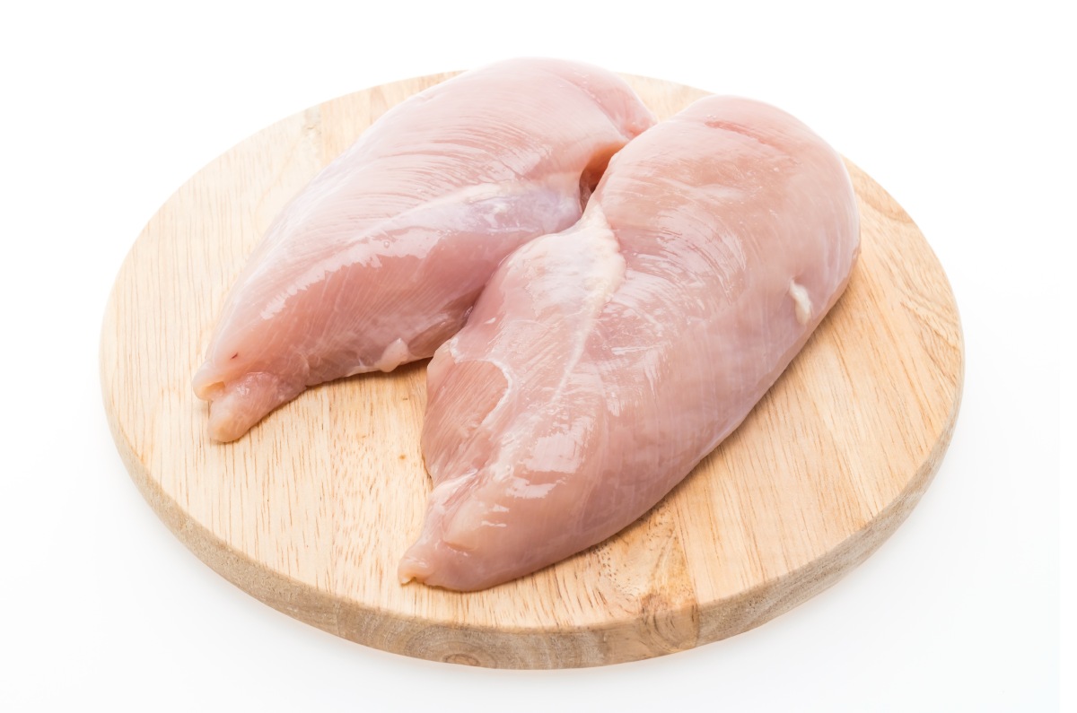 Descubre un truco viral para eliminar los tendones de los filetes de pollo 0