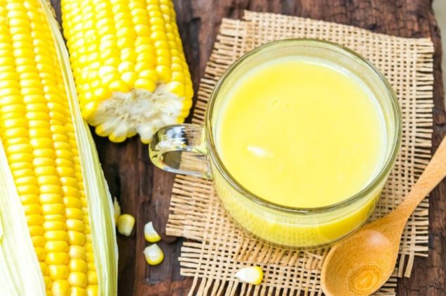 Prepara una fría y cremosa agua de elote, ¡con sólo 4 ingredientes!