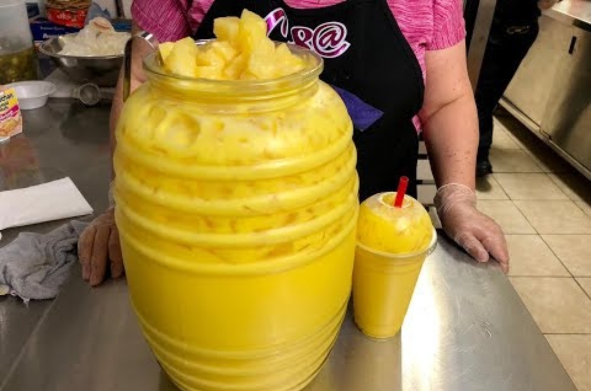 agua de horchata de mango