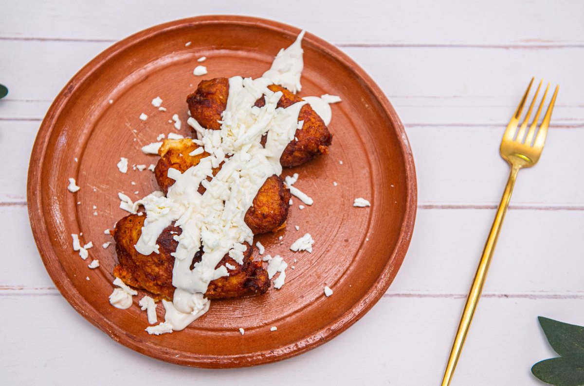 Receta de molotes de plátano con queso por menos de $100 pesos