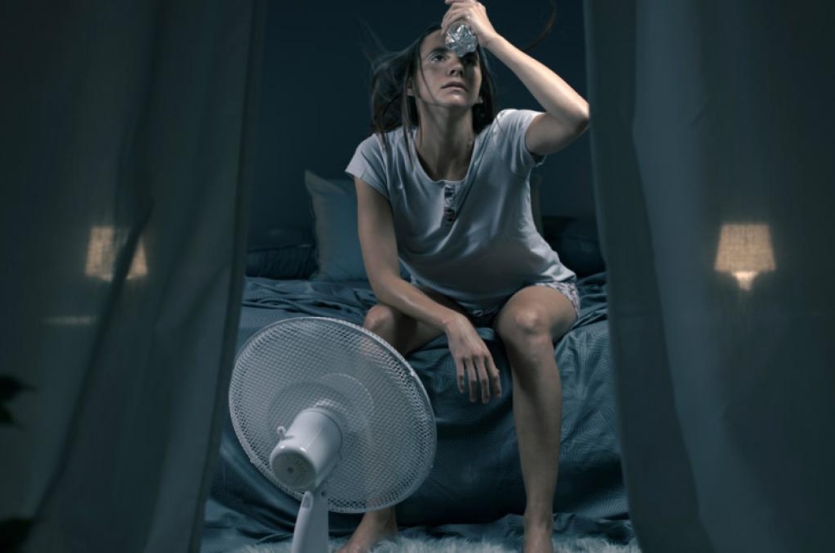 Tomar una ducha de agua tibia antes de dormir