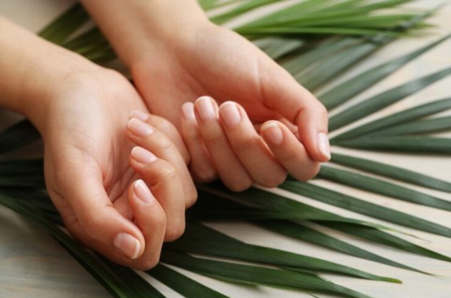 Los mejores remedios caseros para fortalecer uñas frágiles y quebradizas