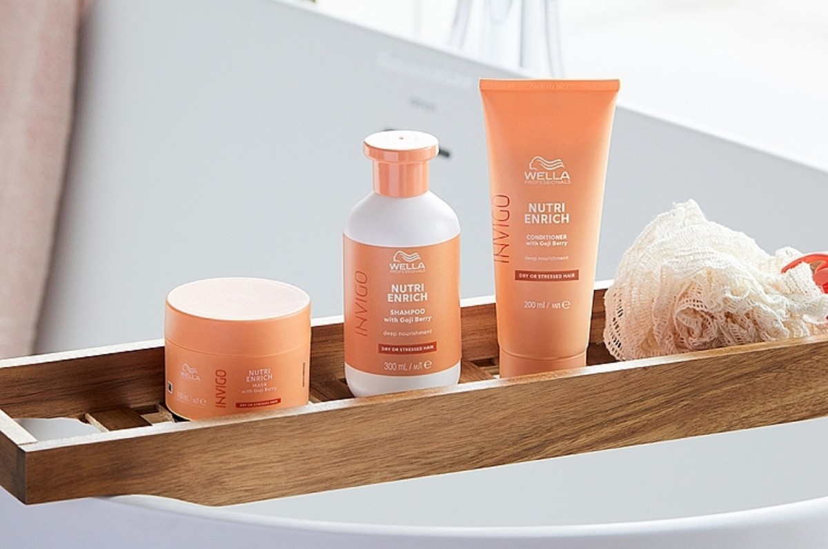 Invigo, de Wella: Nutre el cabello seco o encrespado, dejándolo lleno de vitalidad. Su fórmula, enriquecida con bayas de goji, proporciona vitaminas, minerales y péptidos para un cabello saludable.