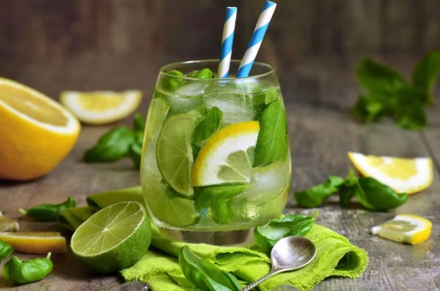 Cómo preparar una deliciosa agua de pápalo + beneficios