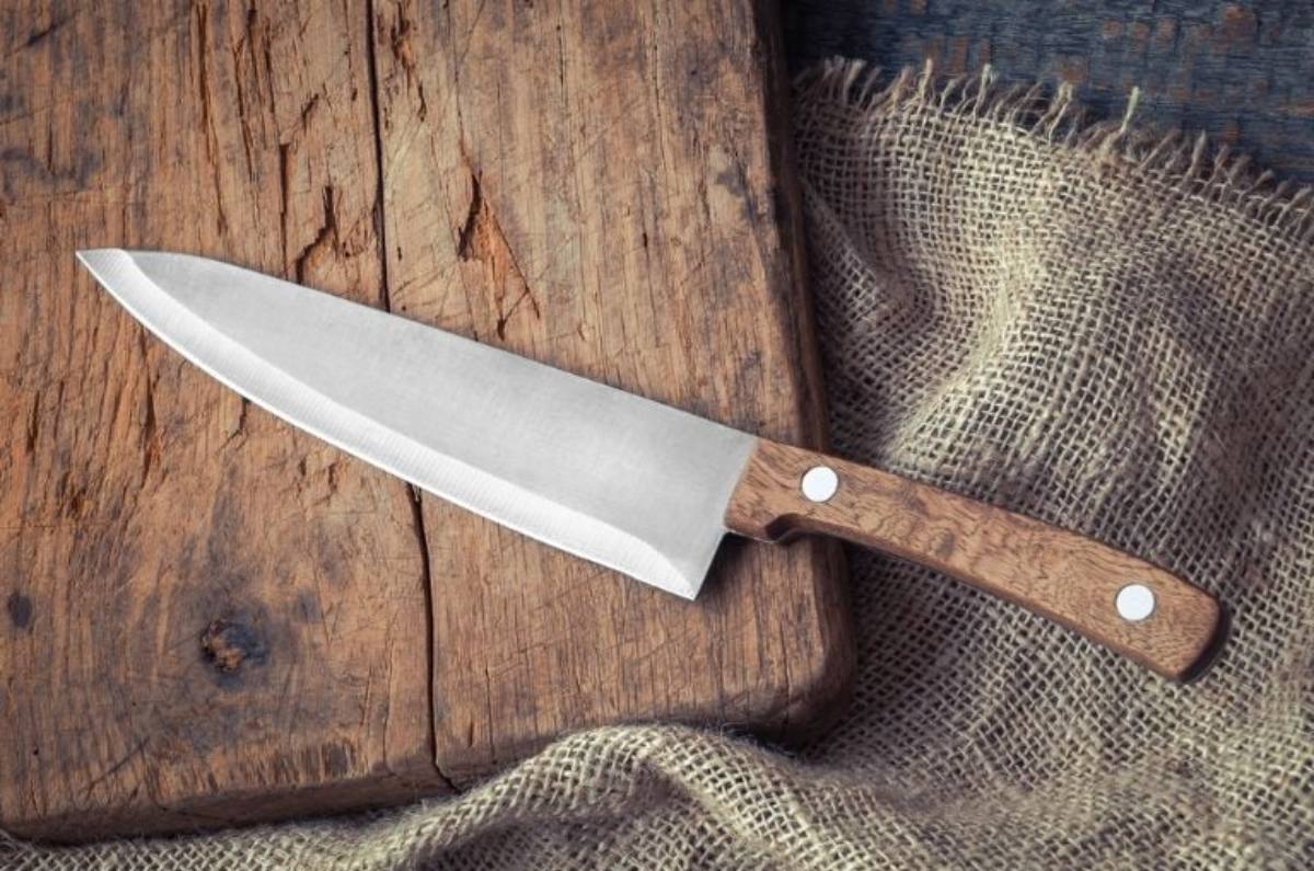 significado de qué se caiga un cuchillo al piso