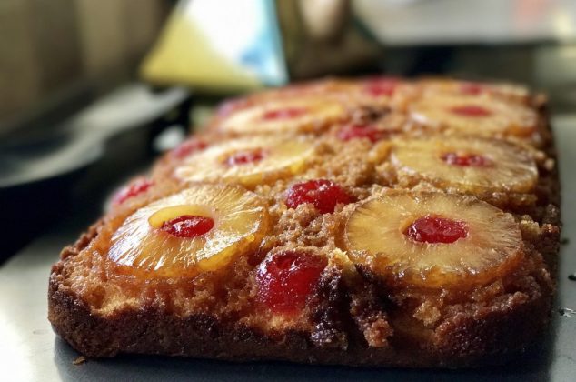 Volteado de piña en sartén ¡Un postre delicioso en 20 minutos!