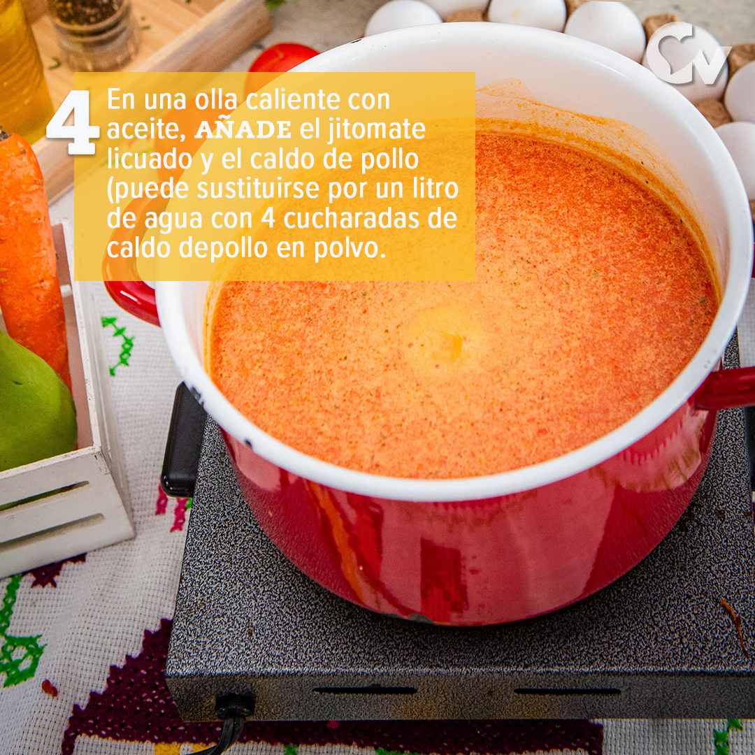 Agrega la mezcla en la olla