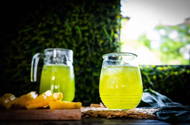 Agua refrescante de hoja santa y piña ¡En 10 minutos!